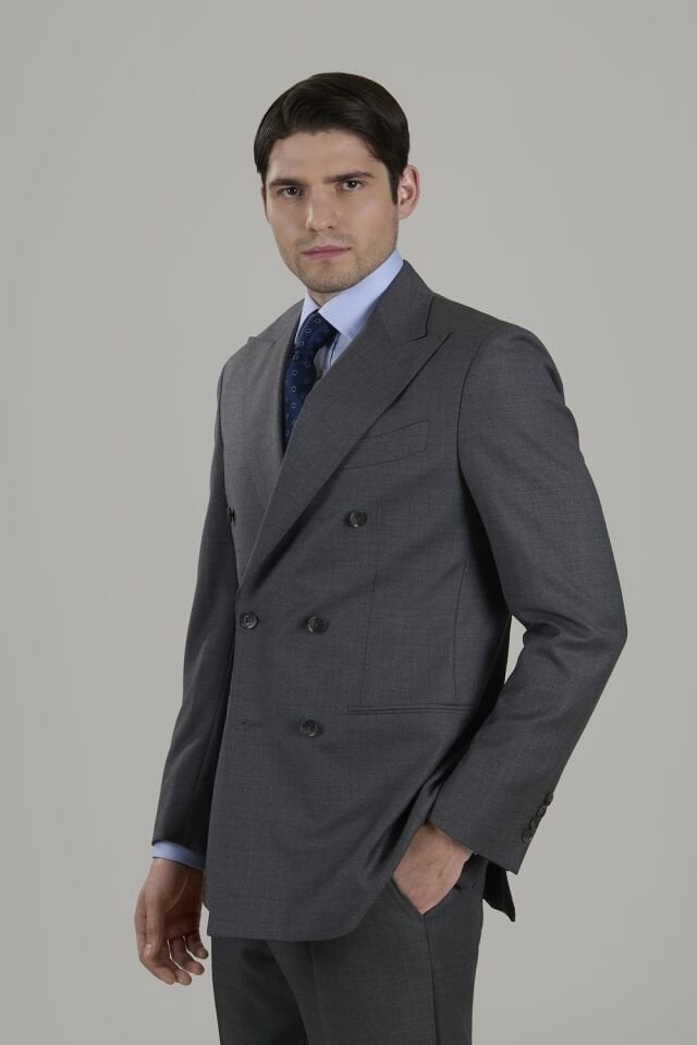 Double-breasted Suit