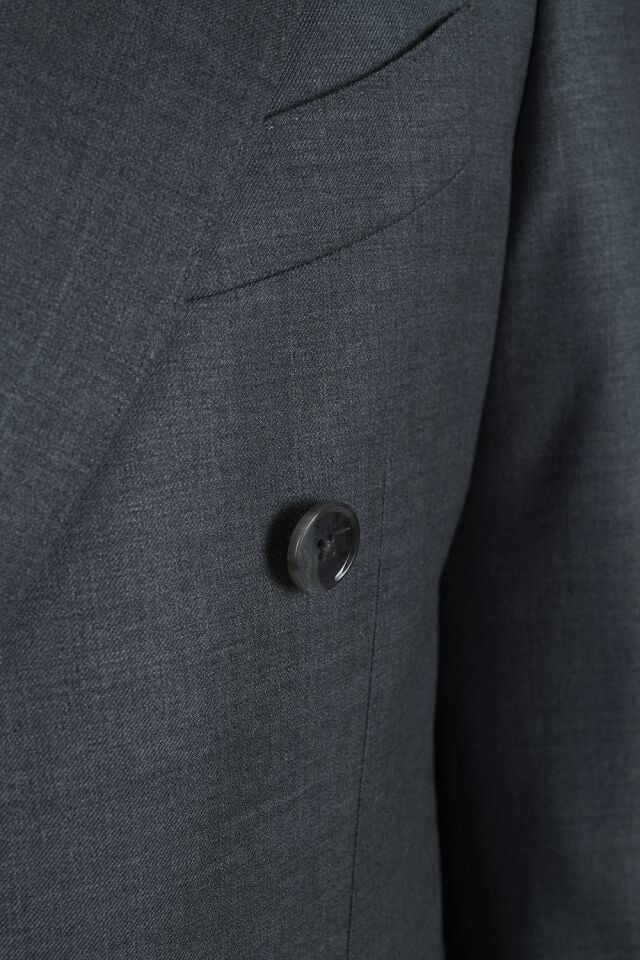 Double-breasted Suit