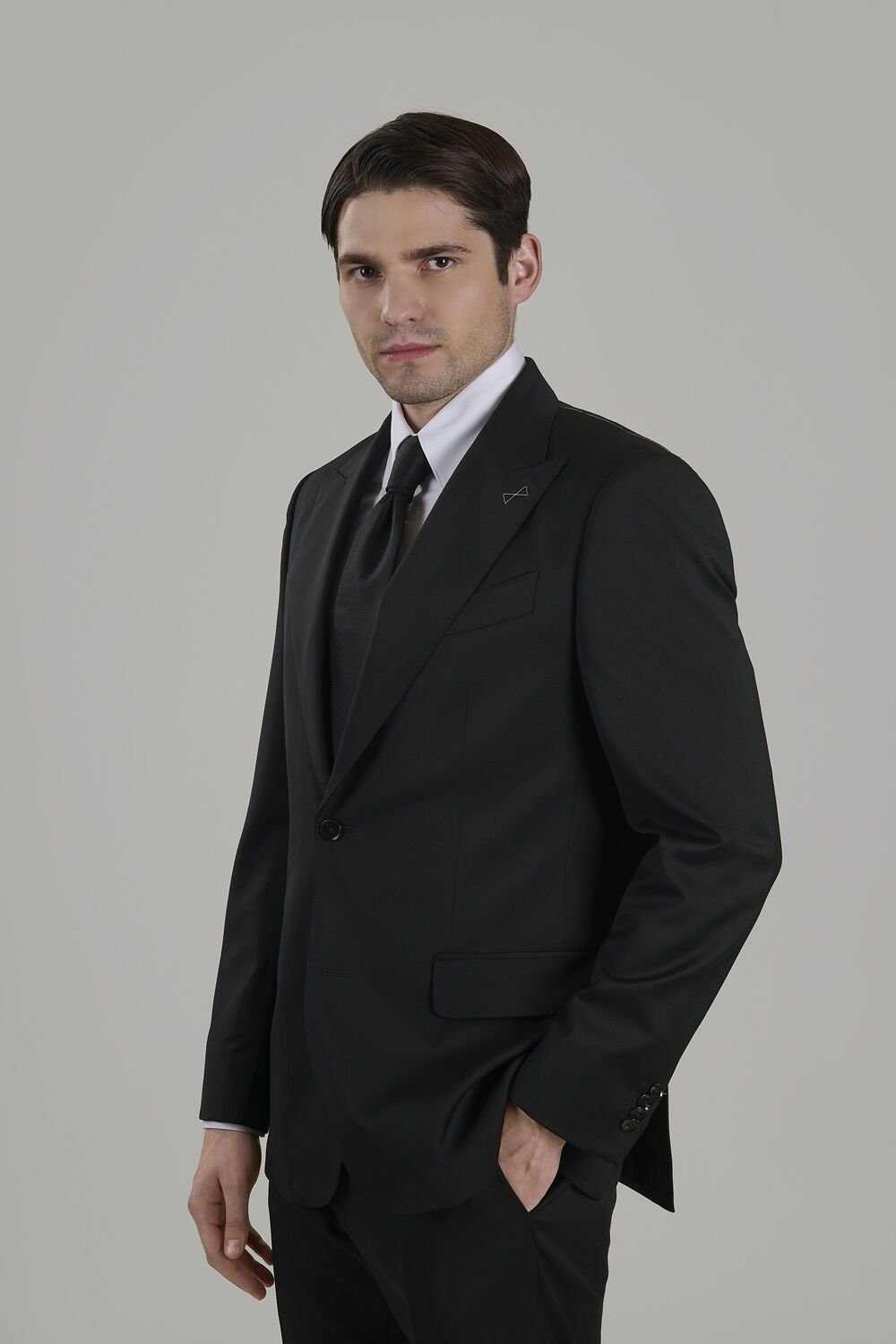 Cerruti Peak Lapel Suit (Half Canvas)