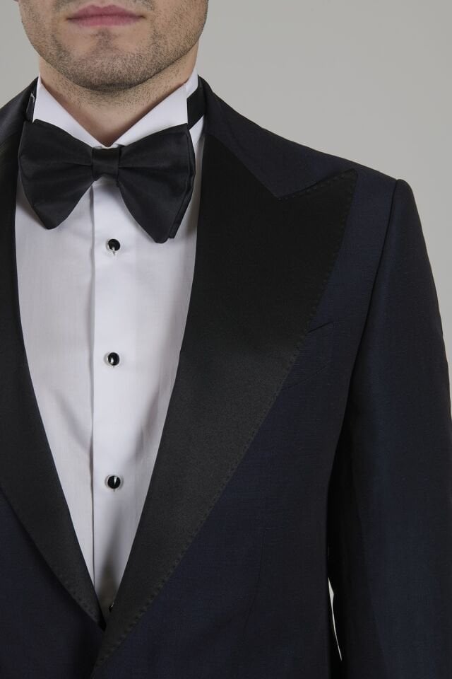 Tessuti Piomentesi Peak Lapel Tuxedo