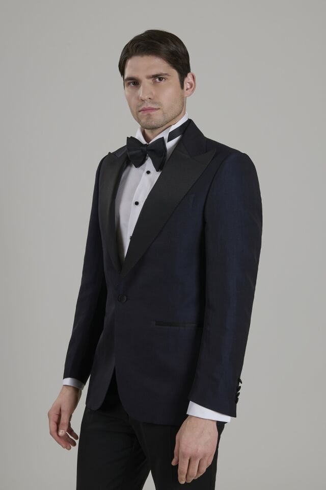 Tessuti Piomentesi Peak Lapel Tuxedo